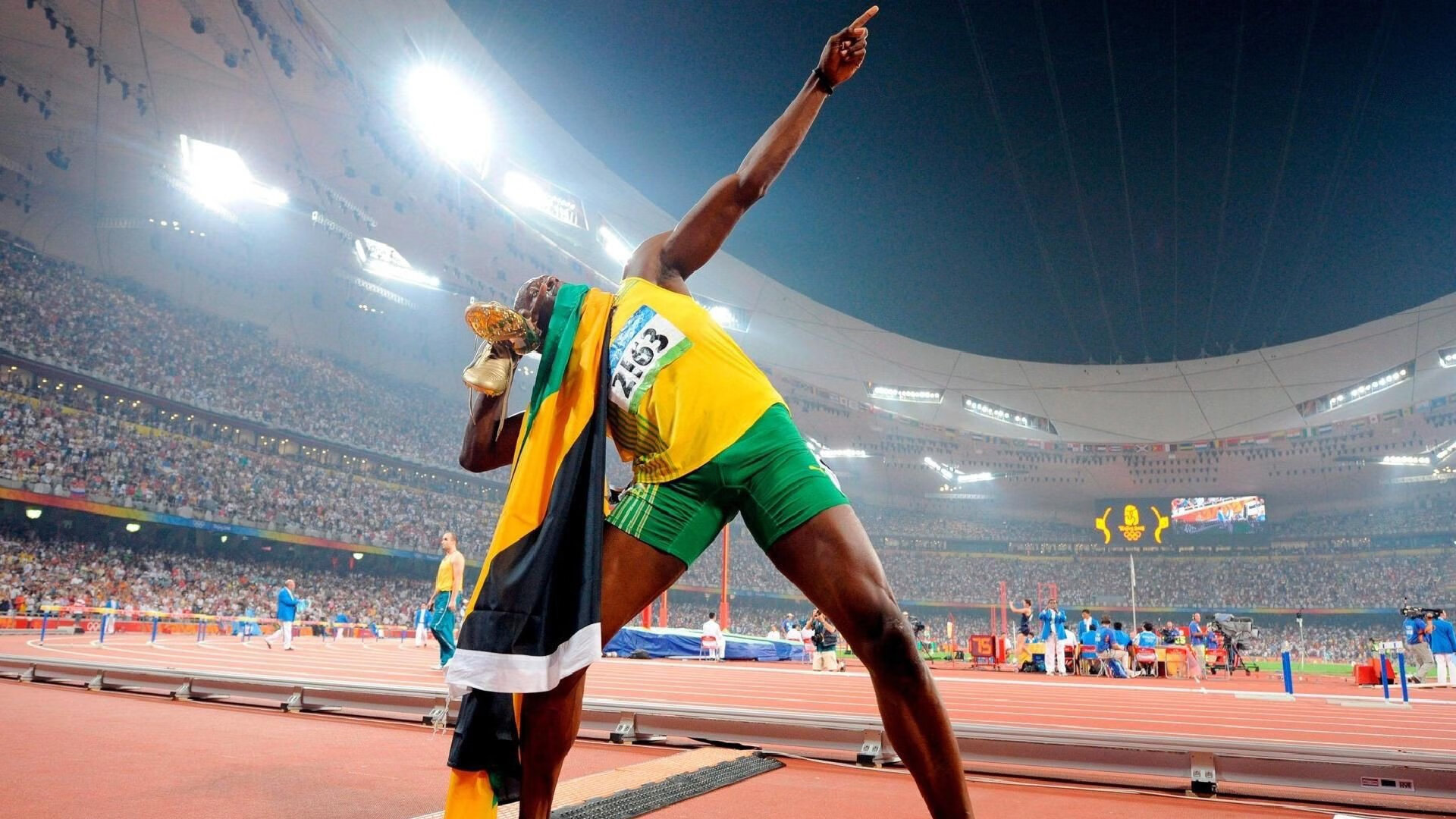 NBA球员赛场表现细节，nba赛场上的球员